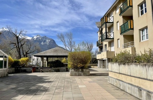 Briancon Apartment | Bright 50 M² With Balcony And View On The Valley