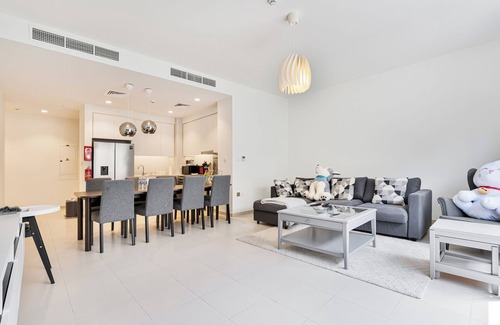 Dubai Villa | Bright & Airy 2BR | Family-Friendly w/Pool & Gym