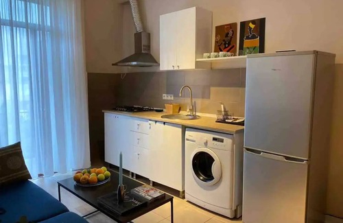 Old Boulevard Apartment | Bright and airy apartment N8B