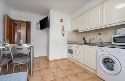 Conceicao e Cabanas de Tavira Apartment | Bright and Cozy House with Terrace by HostWise