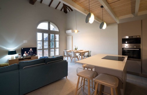 Citta Alta Apartment | Bright and exclusive apartment in the heart of Città Alta renovated to new
