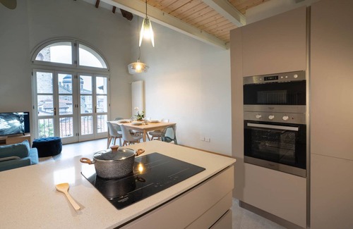 Citta Alta Apartment | Bright and exclusive apartment in the heart of Città Alta renovated to new