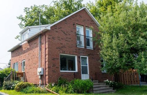 Gatineau Apartment | Bright and Lofty 2BR in Gatineau