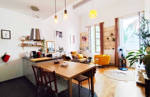 Bastide Apartment | Bright and warm apartment in Bordeaux