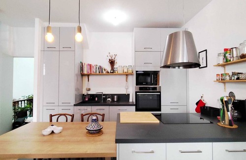 Bastide Apartment | Bright and warm apartment in Bordeaux
