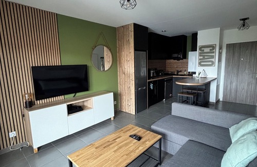 Lahonce Apartment | Bright apartment 15 minutes from Bayonne