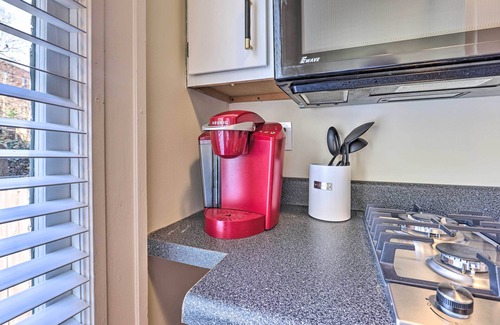 Crestline Heights Apartment | Bright Apartment 3 Mi to Downtown Birmingham!