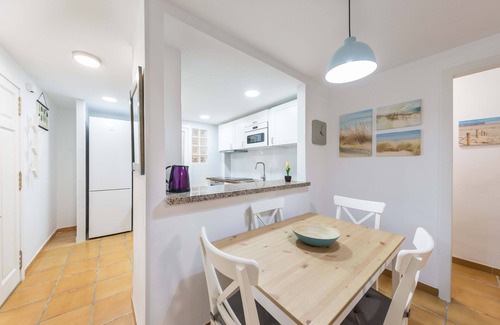El Albir House | Bright apartment with a large pool near the mountains and the sea