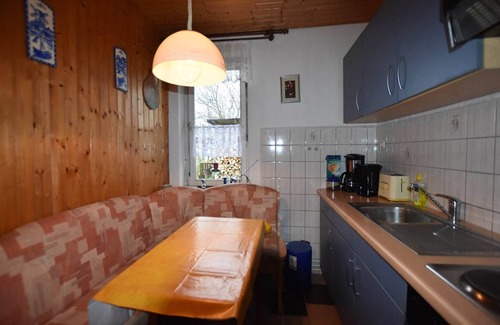 Stove House | Bright Apartment in Wiek