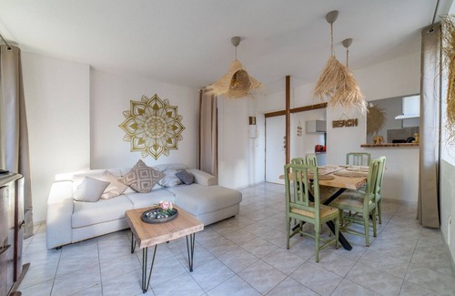 Centre Historique Apartment | Bright apartment - Narbonne hypercentre - 8mn walk from train station