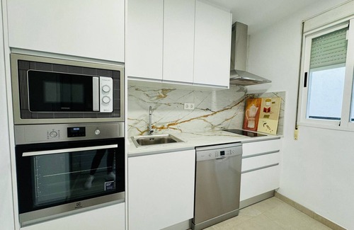 Maracena Apartment | Bright Apartment Near Granada Center