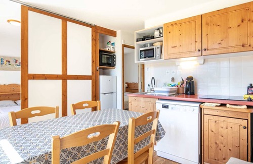 Chamrousse Apartment | Bright Apt 6 ppl, spacious terrace