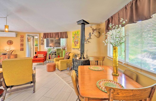 Mill Ridge House | Bright Banner Elk Home w/ Fireplace Near Sugar Mtn