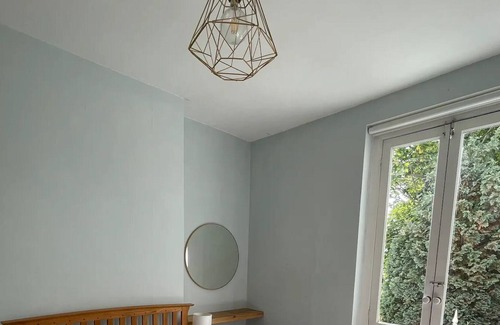 Abbey Apartment | Bright & Beautiful 1BD Flat - South Wimbledon