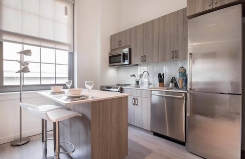 Chinatown Apartment | Bright Boston Studio | Financial district | Beacon hill