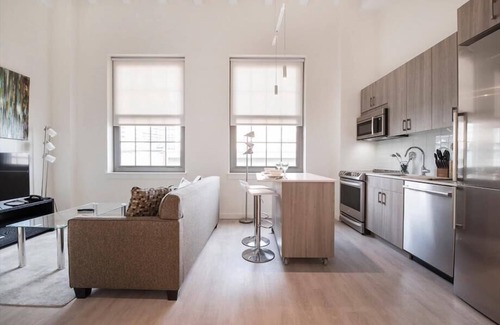 Chinatown Apartment | Bright Boston Studio | Financial district | Beacon hill