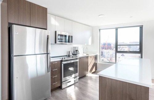 Central Square Apartment | Bright Central Square 2BR w/W/D, Gym, near T & Harvard, by Blueground
