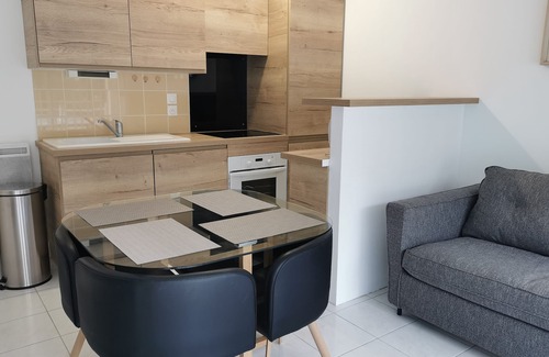 Saint-Cast-le-Guildo Apartment | Bright, comfortable apartment 100m from the beach and close to shops