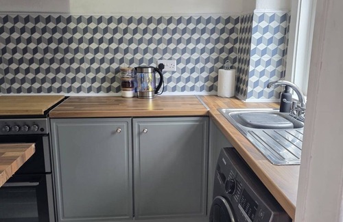 Chapeltown House | Bright & Cosy 2 bed House