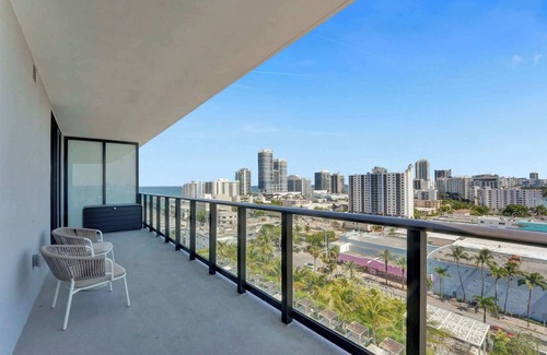 North Beach Condo | Bright & Elegant 2BR/2BA Getaway in Miami Beach