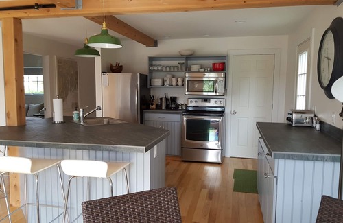 Wiscasset House | Bright, family friendly, newly built, modern and in the perfect location!