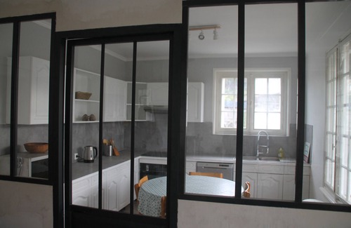 Plougrescant House | Bright family home, 5 bedrooms for 10/11 people, 250m from the beach