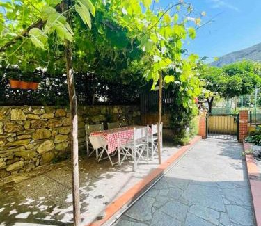 Finalborgo Apartment | Bright Finalborgo Apartment