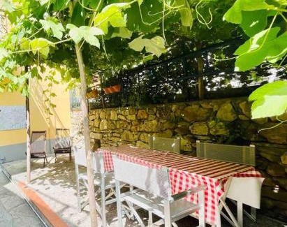 Finalborgo Apartment | Bright Finalborgo Apartment