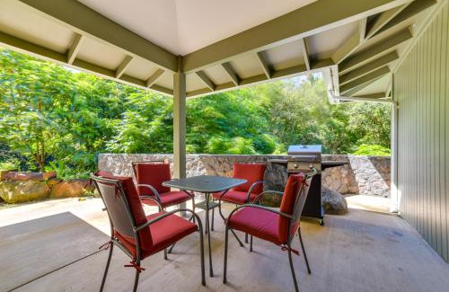 Pauwela Apartment | Bright Haiku Studio Patio and Rainforest View