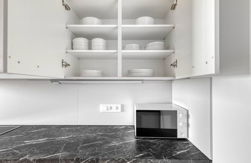 Erdberg Apartment | Bright Landstraße 1BR w/Pool & DM, nr U3 Erdberg, by Blueground