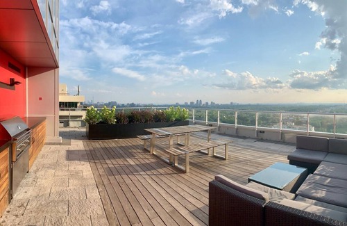 Yonge-Eglinton Apartment | Bright & Luxurious 1 Bedroom Apartment in the Heart of Toronto
