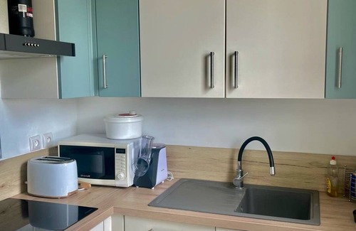 La Jetee Apartment | Bright, modern T2 apartment with parking and wifi - 4SABLE16