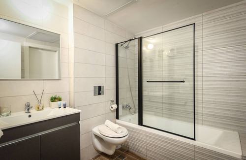 Haifa Apartment | Bright & Modern Apartment in Haifa Down Town by Sea N' Rent