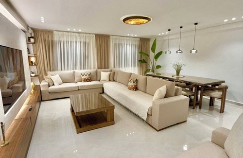 Tangier Apartment | Bright & Modern Apartment in the City Center – 6 Min Walk to the Bay