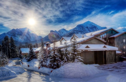 Lake Louise Apartment | Bright Mountain Suite with Balcony