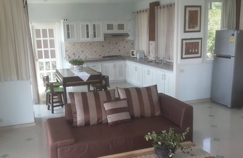 Chiang Rai Villa | Bright new villa with private pool in the hill
