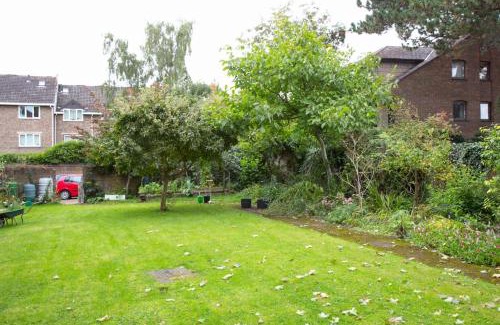 Summertown Apartment | Bright Oxford Apartment