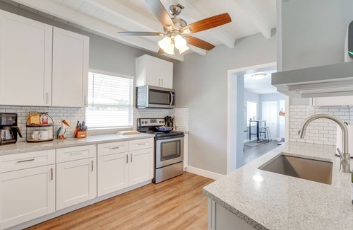Pinellas Park House | Bright Pinellas Park Getaway w/Private Pool!