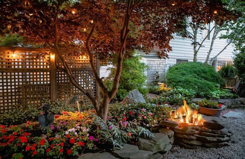 Provincetown House | Bright Queen Room with Fireplace & Skylight - Steps from Downtown Provincetown