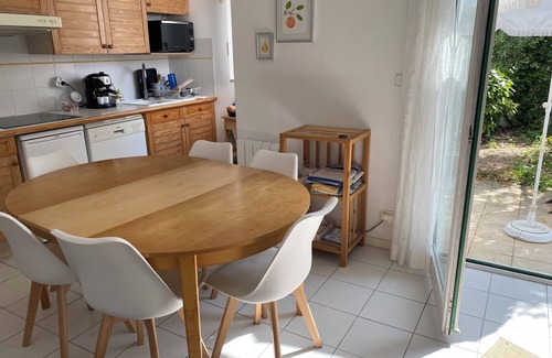 Les Portes-en-Re House | Bright single-storey house with enclosed garden in Les Portes-en-Ré