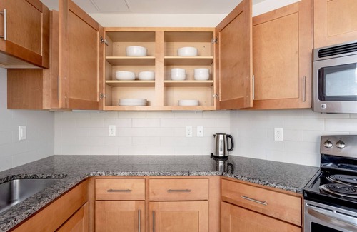 Central Square Apartment | Bright Somerville 1BR w/W/D in Building, nr Harvard & MIT, by Blueground