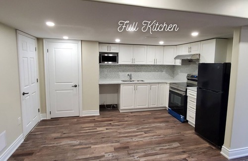 Brampton Apartment | Bright & Spacious Basement Apartment