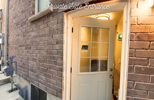 Brampton Apartment | Bright & Spacious Basement Apartment