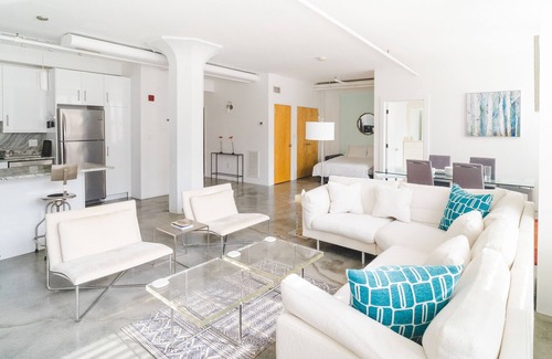 Boston Financial District Condo | Bright & Spacious Loft Steps to the Freedom Trail