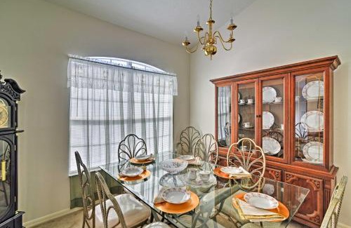 Spring Hill House | Bright Spring Hill Home 5 Mi to Weeki Wachee Park