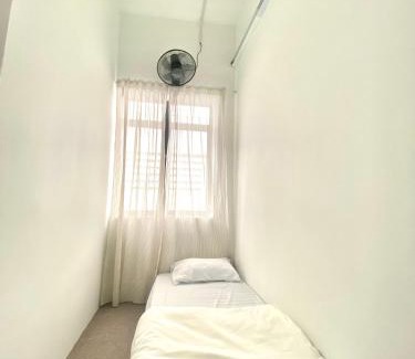 City Centre Hostel | Bright Star Inn