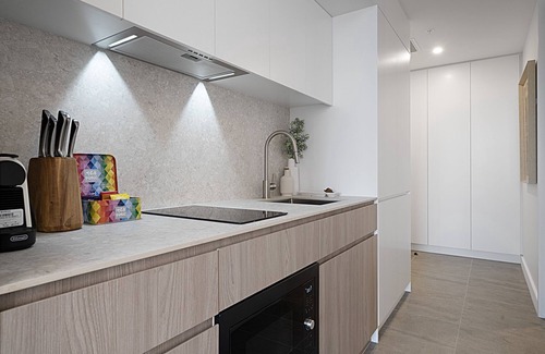 North Fremantle Apartment | Bright Studio in Fremantle with Modern Finishes
