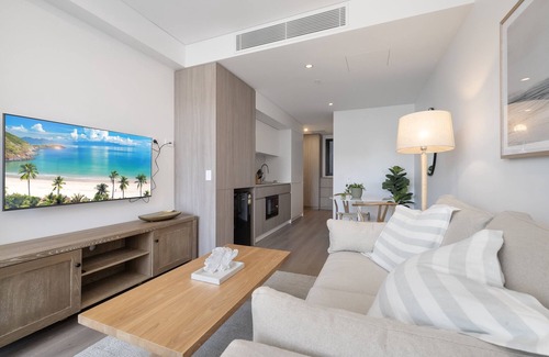 North Fremantle Apartment | Bright Studio with Rooftop BBQ in Fremantle