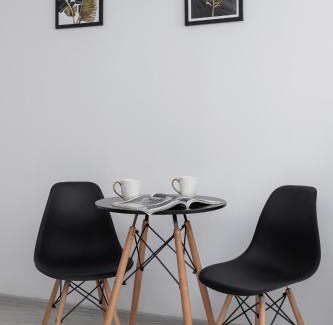 Chorzow Apartment | Bright Studio Chorzów for 4 Guests 1,6 km to Silesian Stadium by Noclegi Renters