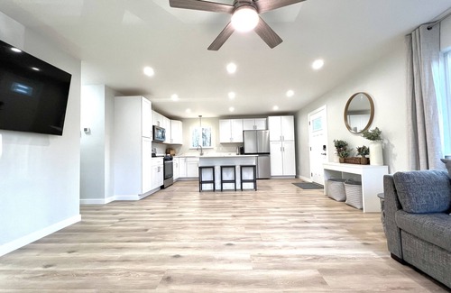 Wasilla House | Bright Updated Family Home